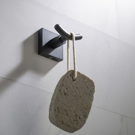 двойной крючок timo selene 12012/03 черный