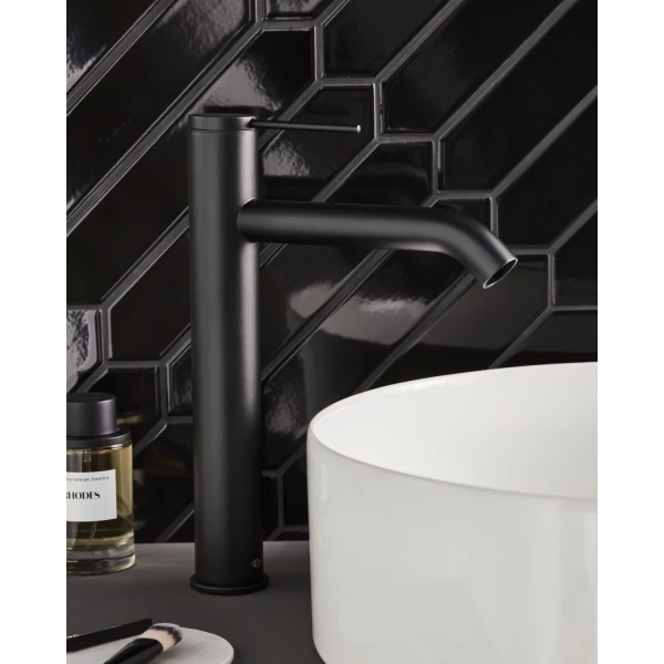 смеситель для раковины jacob delafon grands boulevards e77959-4and-bl без донного клапана, черный матовый