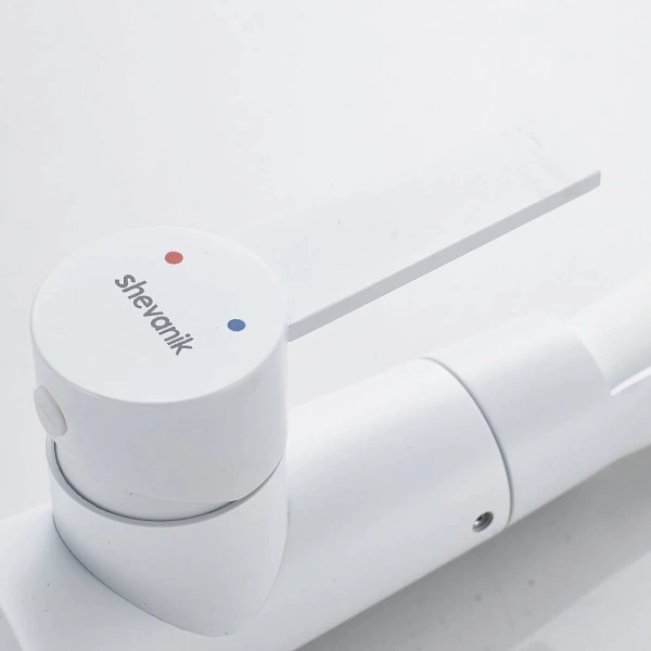 смеситель для кухни shevanik s943c-1 с гибким изливом, белый