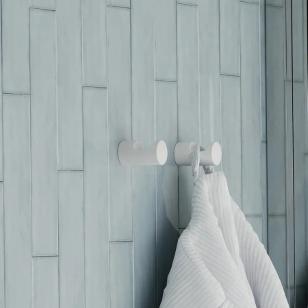 крючок одинарный iddis noa белый матовый noawt10i41