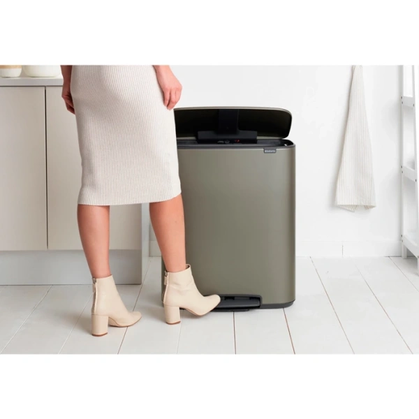Мусорное ведро 60л Brabantia Pedal Bin Bo 211409
