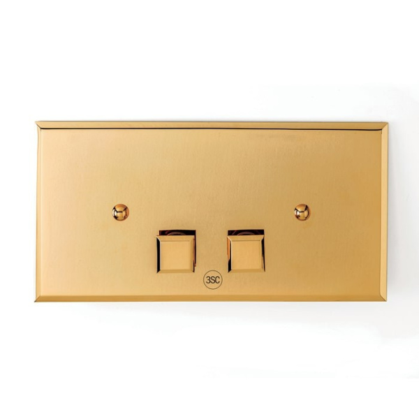 Кнопка для инсталляции Geberit UP320/720 3SC SQUARE pLAQUE SQL00GD цвет золото Кнопка для инсталляции Geberit UP320/720 3SC SQUARE pLAQUE SQL00GD цвет золото