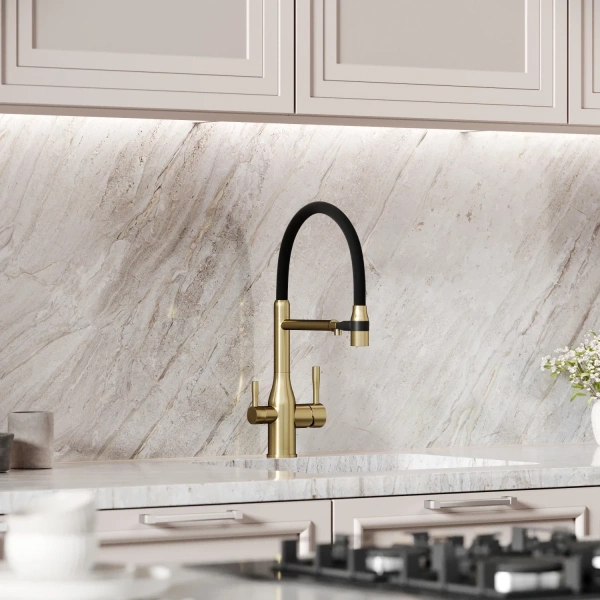 смеситель для кухни sancos garda sc4009bg золото брашированное черный